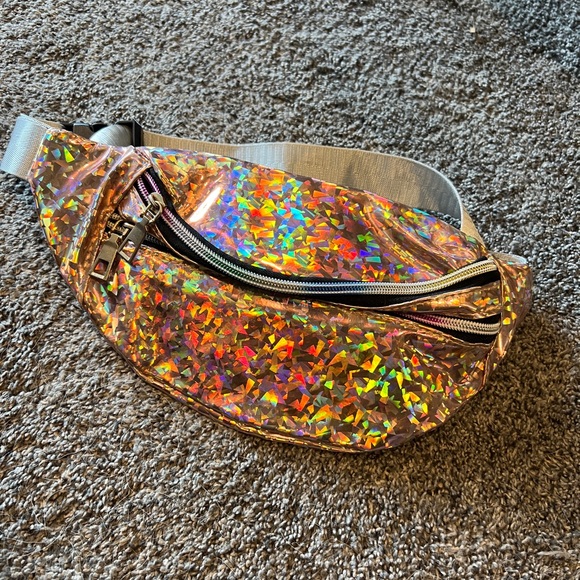 Rose gold Fanny pack - Picture 1 of 3